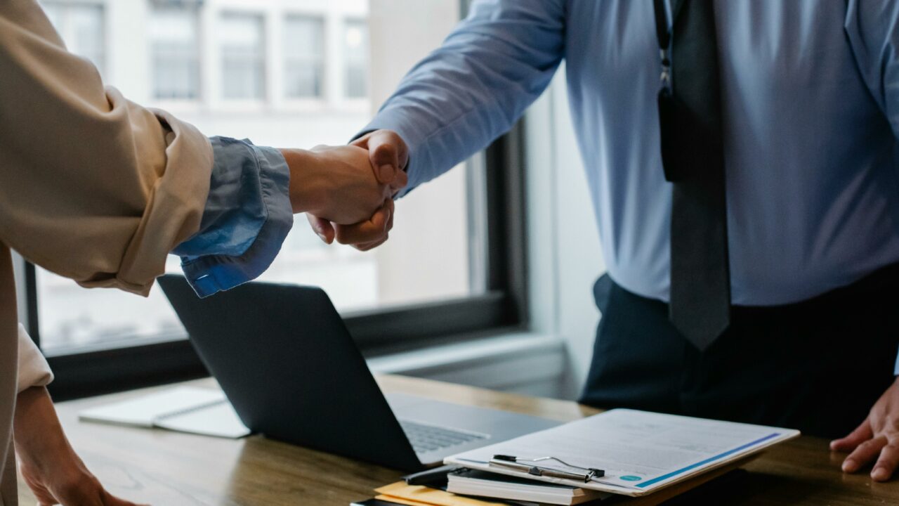 Hiring: SMEs are quietly starting to slow down