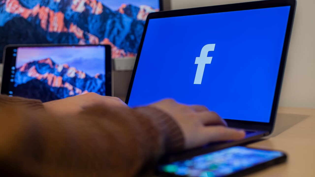 Facebook Wants to Become TikTok, Reddit and Leboncoin. But Does It Still Want to Be Facebook?